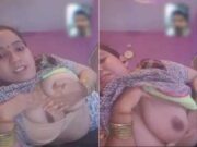 Sexy Bhabhi Showing Her Big Boobs on Video Call