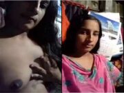 Bangla Girl Showing Her Boobs